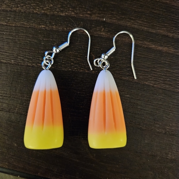 Candy Corn Inspired Drop Earrings - Acrylic Cute Simple - Picture 1 of 2